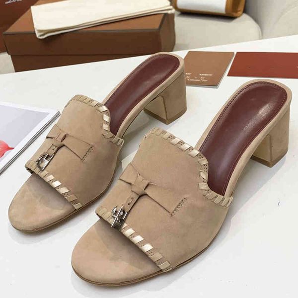 high-heeled slippers women's slippers simple fashion retro shoes comfortable thick heeled spring, Black
high-heeled slippers women's slippers simple fashion retro shoes comfortable thick heeled spring, Black