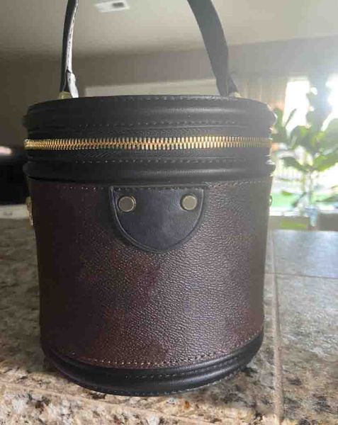 bucket bag luxurys woman leather shoulder bags classic designers cross body purse lady sylvie handbag
bucket bag luxurys woman leather shoulder bags classic designers cross body purse lady sylvie handbag