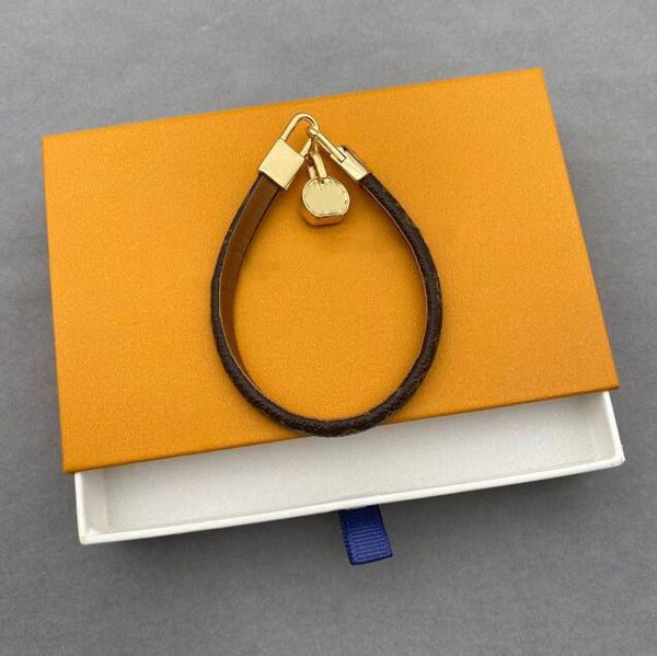 luxury leather bracelets women charm bracelets designer wedding jewellery bracelet lady gold bangle fashion accessories w box226r, Golden;silver
luxury leather bracelets women charm bracelets designer wedding jewellery bracelet lady gold bangle fashion accessories w box226r, Golden;silver