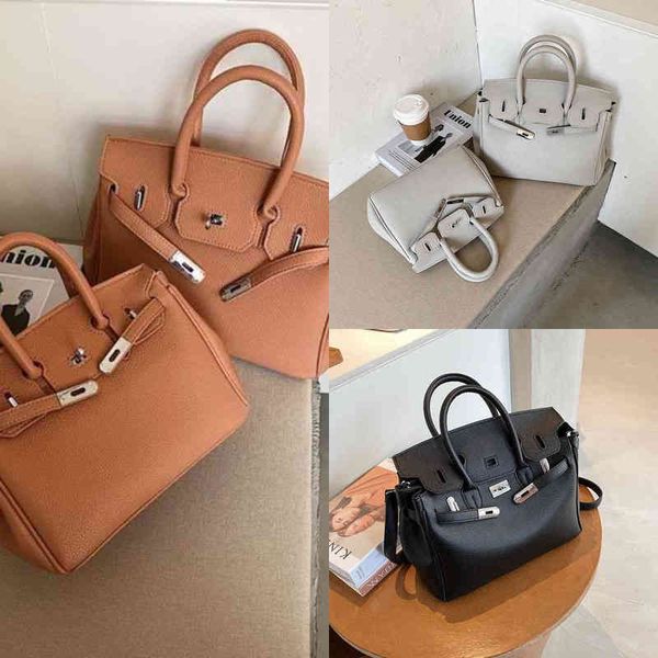 luxury women birkinss handbags platinum autumn women's and winter bag big 2022 european american fashion versatile single shoulder mess
luxury women birkinss handbags platinum autumn women's and winter bag big 2022 european american fashion versatile single shoulder mess