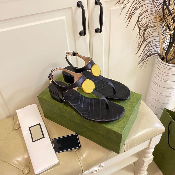 aaaaa+ women mules c slippers sandals pearls sliders stuffies lambskin black white flat slippers ladies beach rubber flip flops with box 11
aaaaa+ women mules c slippers sandals pearls sliders stuffies lambskin black white flat slippers ladies beach rubber flip flops with box 11