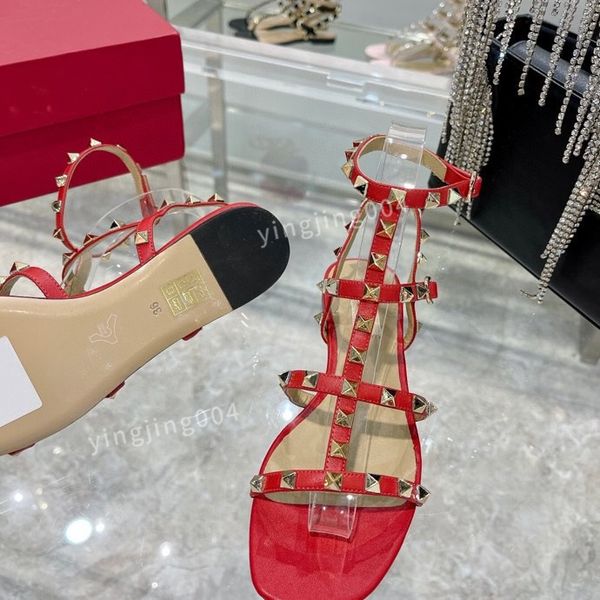 dress shoes sandals designer luxury gold single shoe women french style with skirt temperament thin heel pointed waterproof platform high he, Black
dress shoes sandals designer luxury gold single shoe women french style with skirt temperament thin heel pointed waterproof platform high he, Black