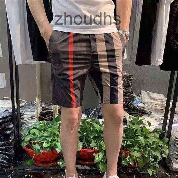 brand 2023 designer classic b br pants short 2023 summer new korean slim fit men's capri pants fashion lattice, White;black
brand 2023 designer classic b br pants short 2023 summer new korean slim fit men's capri pants fashion lattice, White;black