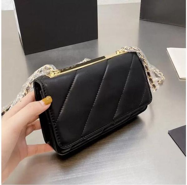 lambskin stylish designer bags collection 19 chain wallet classic flap with plaid quilting gold hardware phone pocket
lambskin stylish designer bags collection 19 chain wallet classic flap with plaid quilting gold hardware phone pocket
