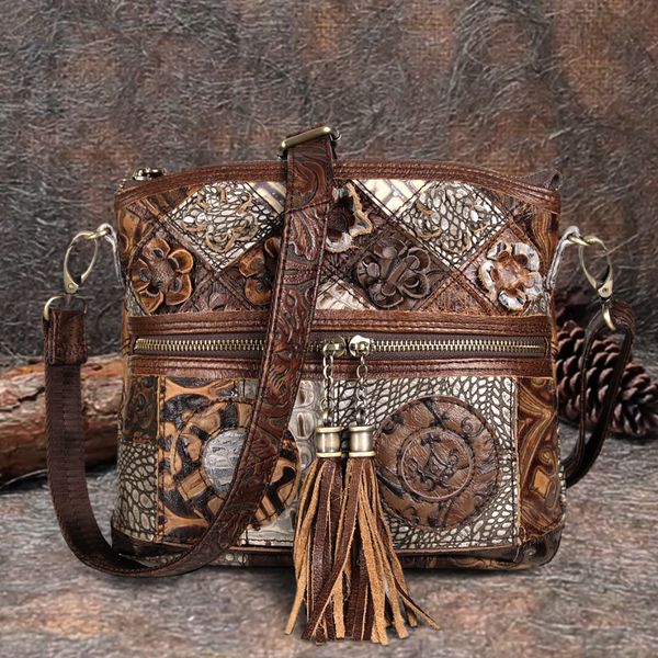 cobbler legend women bag bohemian genuine leather designer floral crossbody luxury shoulder lady tassels vintage splice handbags 220512
cobbler legend women bag bohemian genuine leather designer floral crossbody luxury shoulder lady tassels vintage splice handbags 220512