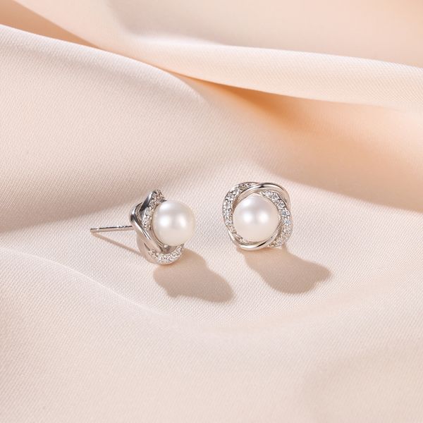 simple zircon stud earrings s925 sterling silver freshwater pearl earings ladies fashion temperament jewelry wholesale, Golden;silver
simple zircon stud earrings s925 sterling silver freshwater pearl earings ladies fashion temperament jewelry wholesale, Golden;silver