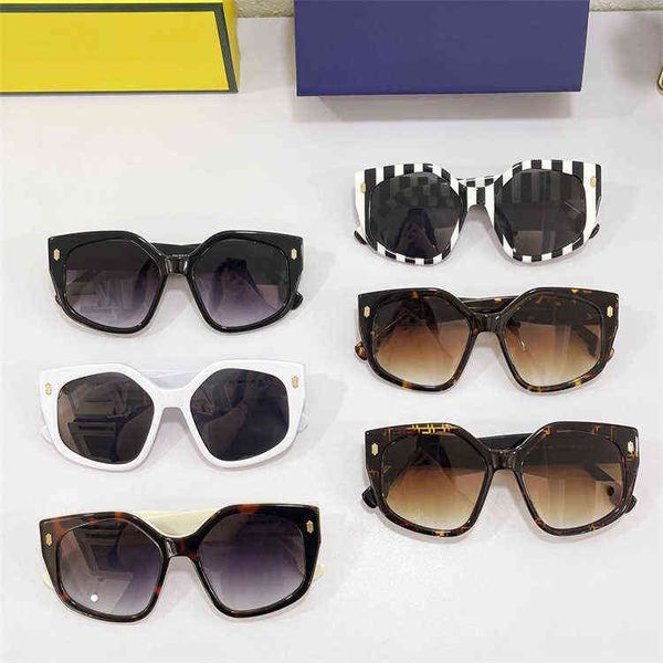 new f family large square face small sunglasses net red same ff40017 designer sunglasses personality, White;black
new f family large square face small sunglasses net red same ff40017 designer sunglasses personality, White;black