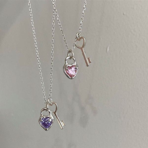 s925 sterling silver necklace female love key clavicle chain spring new pink purple zircon jewelry
s925 sterling silver necklace female love key clavicle chain spring new pink purple zircon jewelry