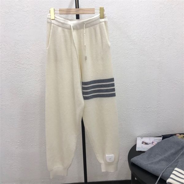 71% off 2022 summer new trendy men's and women's clothing pants wool version, White;black
71% off 2022 summer new trendy men's and women's clothing pants wool version, White;black