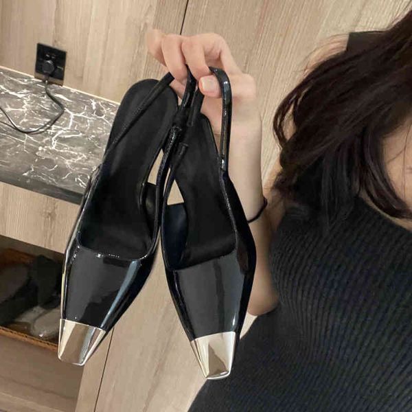 black sandals same patent leather high heels of park caiying rose in spring metal square head thin heel sandals for women
black sandals same patent leather high heels of park caiying rose in spring metal square head thin heel sandals for women