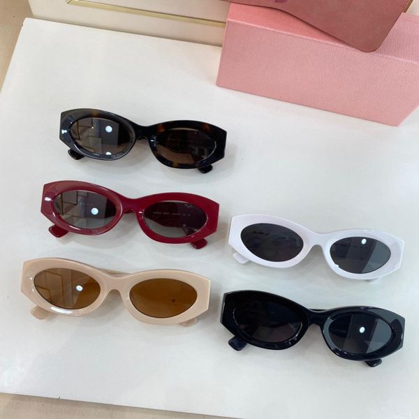 men sunglasses for women latest selling fashion sun glasses mens sunglass gafas de sol glass uv400 lens with case 88x, White;black
men sunglasses for women latest selling fashion sun glasses mens sunglass gafas de sol glass uv400 lens with case 88x, White;black