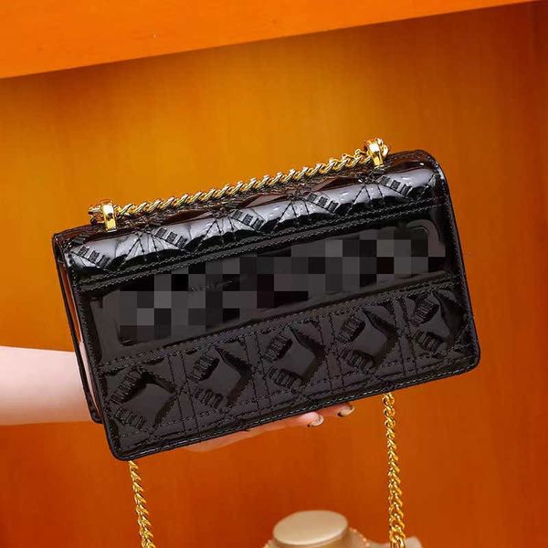 2022 designer summer new trendy all-match lingerie chain women's bag high-end one-shoulder messenger bag
2022 designer summer new trendy all-match lingerie chain women's bag high-end one-shoulder messenger bag