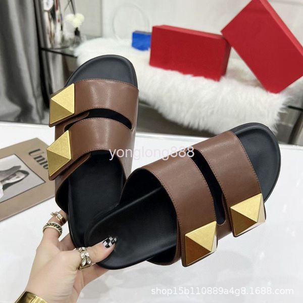 dress shoes spring and summer metal rivet slippers, one foot pedal cow leather casual flat bottom thick bottom, wear-resistant, Black
dress shoes spring and summer metal rivet slippers, one foot pedal cow leather casual flat bottom thick bottom, wear-resistant, Black