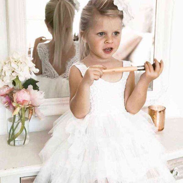 brand christmas dress baby girl 2-8 year sleeveless lace dresses for girls mesh elegant kids costume birthday outfits party g220428, Red;yellow
brand christmas dress baby girl 2-8 year sleeveless lace dresses for girls mesh elegant kids costume birthday outfits party g220428, Red;yellow