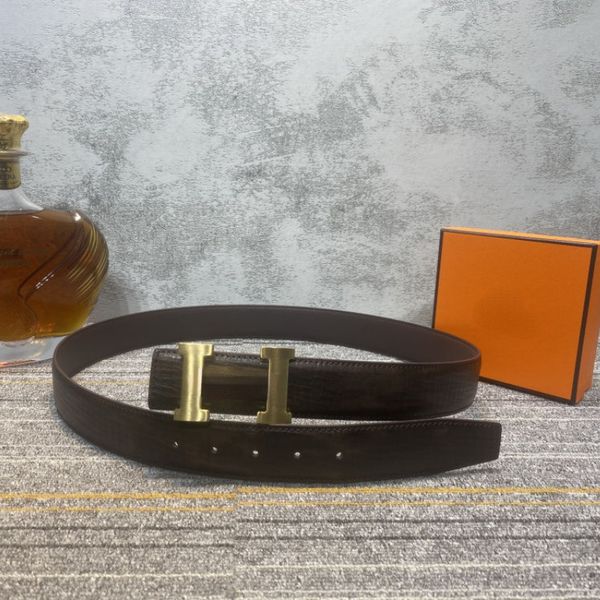 2022 famous brand men's business belt designer letter buckle classic luxury belts elling men dress waistband, Black;brown
2022 famous brand men's business belt designer letter buckle classic luxury belts elling men dress waistband, Black;brown