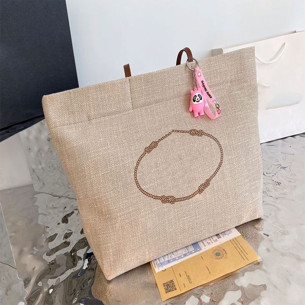 2021 women luxurys handbags wallets designers basket bags fashion knitting handbags beach travel shoulder crossbody totes zippy wallet 38cm
2021 women luxurys handbags wallets designers basket bags fashion knitting handbags beach travel shoulder crossbody totes zippy wallet 38cm
