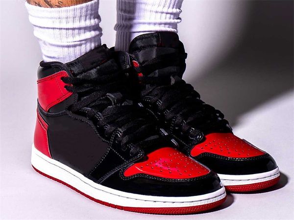 designer shoes i high bred patent basketball mens jumpman 1 black varsity red sports sneakers
designer shoes i high bred patent basketball mens jumpman 1 black varsity red sports sneakers