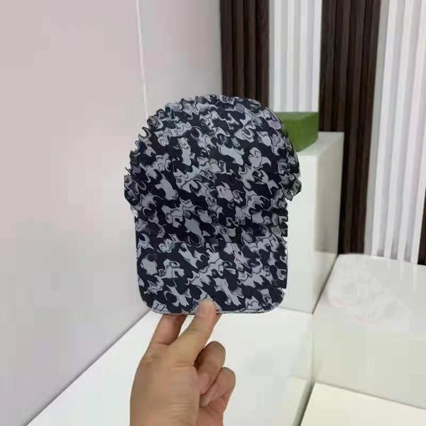 classic ball caps good quality snake tiger bee cat canvas featuring men baseball cap with box dust bag fashion women sun hat bucket hat, Blue;gray
classic ball caps good quality snake tiger bee cat canvas featuring men baseball cap with box dust bag fashion women sun hat bucket hat, Blue;gray