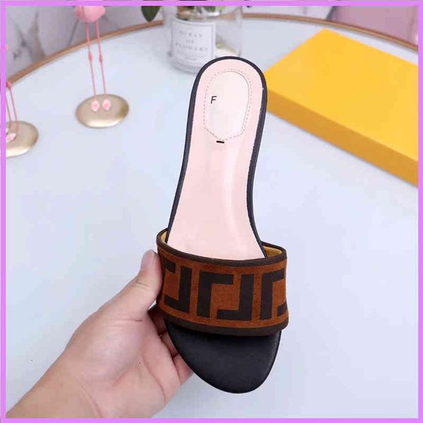 designer women luxury slipper slides summer ladies sandals designers outdoor street fashion shoes f letters beach sheepskin pad d194f 9luo, Black
designer women luxury slipper slides summer ladies sandals designers outdoor street fashion shoes f letters beach sheepskin pad d194f 9luo, Black
