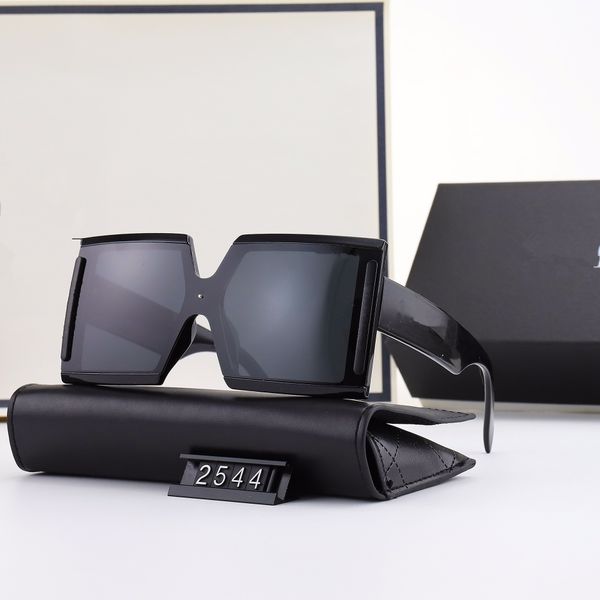2022 europe and the united states trend new fashion sunglasses fashion sunglasses retro men's and women's glasses2544, White;black
2022 europe and the united states trend new fashion sunglasses fashion sunglasses retro men's and women's glasses2544, White;black