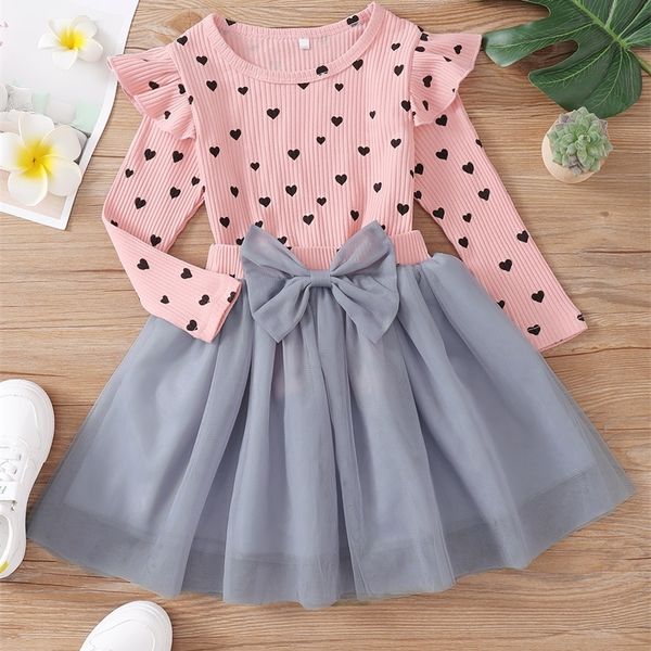 little girl's love pattern t-shirt and mesh skirt she, White 
little girl's love pattern t-shirt and mesh skirt she, White