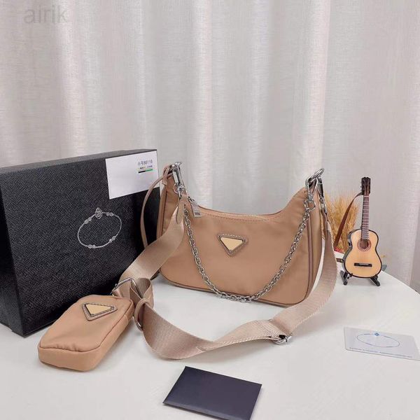 designers bags women classic black shoulder bag luxurys chain handbags lady messenger purse nylon soft practical multi-role simple
designers bags women classic black shoulder bag luxurys chain handbags lady messenger purse nylon soft practical multi-role simple