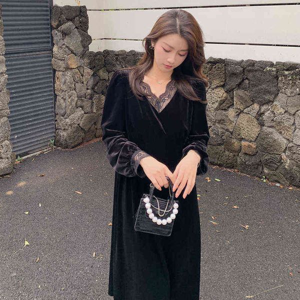 winter long sleeve fashionable temperament maternity pleuche dress lace patchwork vneck pregnant woman velvet party dress j220628, White
winter long sleeve fashionable temperament maternity pleuche dress lace patchwork vneck pregnant woman velvet party dress j220628, White