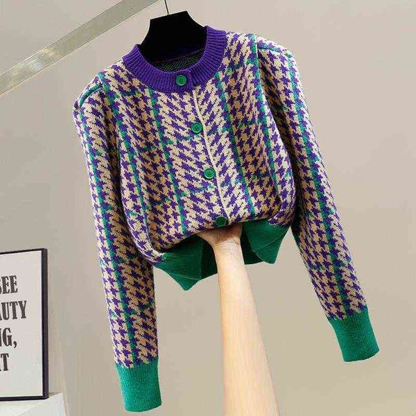 women's sweaters women 2022 autumn winter retro o-neck knitted jackets female single-breasted plaid cardigans ladies short sweater coat, White;black
women's sweaters women 2022 autumn winter retro o-neck knitted jackets female single-breasted plaid cardigans ladies short sweater coat, White;black