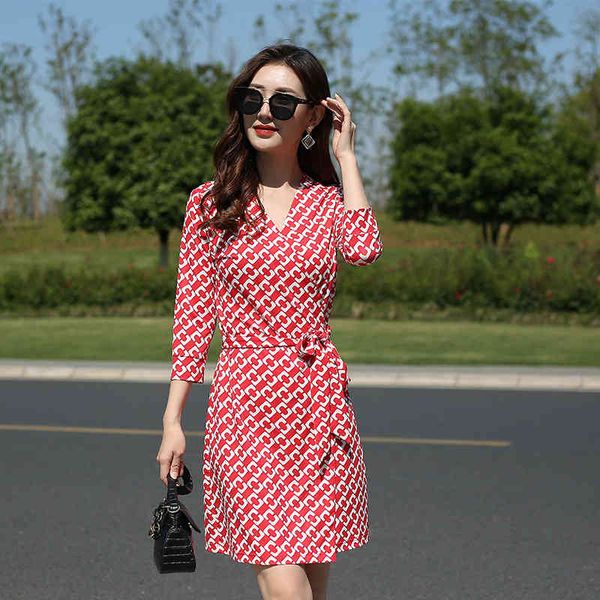 casual dresses summer wrap skirt chain print temperament v-neck slim short dress women, Black;gray
casual dresses summer wrap skirt chain print temperament v-neck slim short dress women, Black;gray