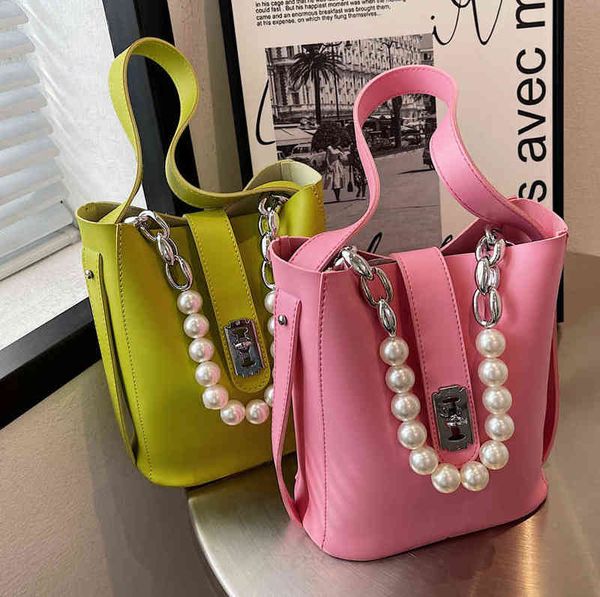 bucket bag designer pu leather women's large capacity handbags fashion ladies tote female 2022 trendy shoulder crossbody bag y220421
bucket bag designer pu leather women's large capacity handbags fashion ladies tote female 2022 trendy shoulder crossbody bag y220421