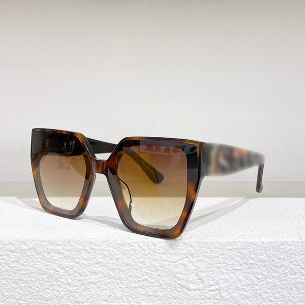 sunglasses2023 women summer 104k style anti-ultraviolet retro plate full frame glasses random box, White;black
sunglasses2023 women summer 104k style anti-ultraviolet retro plate full frame glasses random box, White;black