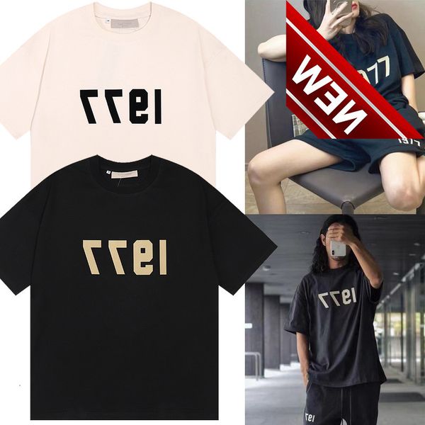22 new double line short sleeve essentials1977 digital season 8 high street loose men's t, White;black
22 new double line short sleeve essentials1977 digital season 8 high street loose men's t, White;black