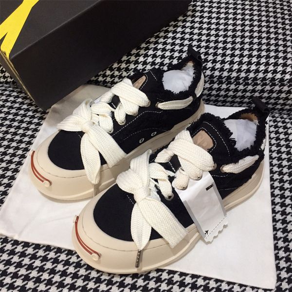 new brand fashion sandals flat shoes design ladies solid color joker temperament sneakers, Black
new brand fashion sandals flat shoes design ladies solid color joker temperament sneakers, Black