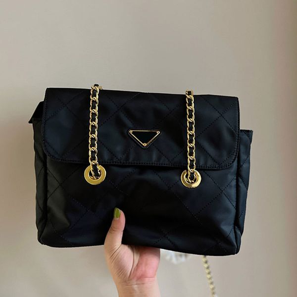 nylon chain parachute bag women shoulder cross body bags handbag purse diamond lattice triangle sequined fashion letters middle ancient styl
nylon chain parachute bag women shoulder cross body bags handbag purse diamond lattice triangle sequined fashion letters middle ancient styl