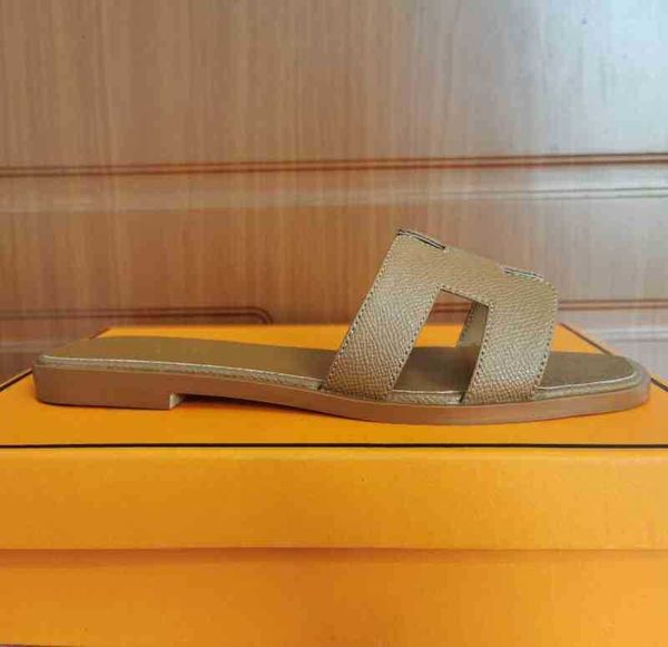 sandals women summer slippers designer sandals high-quality flat-bottomed loafers ladies with frame flip flop slide slideshow 30 colors g3cd, Black
sandals women summer slippers designer sandals high-quality flat-bottomed loafers ladies with frame flip flop slide slideshow 30 colors g3cd, Black