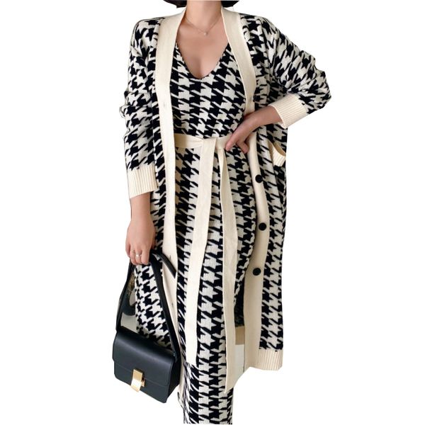winter women's knitted set dresses and coat button design fashionable trend suit two piece dress, White
winter women's knitted set dresses and coat button design fashionable trend suit two piece dress, White