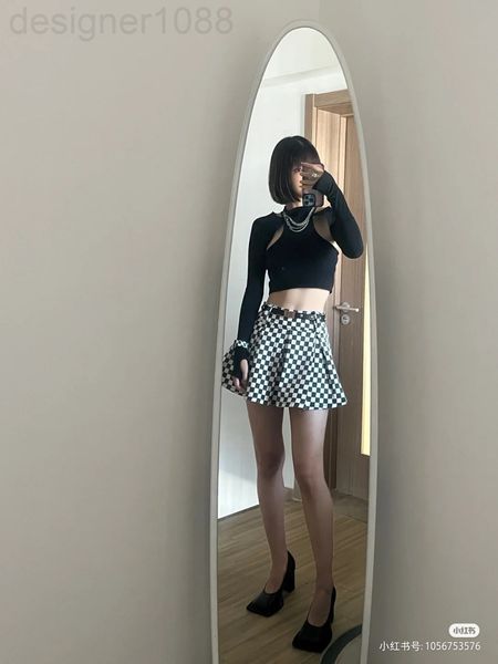two piece dress designer 22 spring and summer new guochao series black white checkerboard short skirt high waist pleated denim 3dse
two piece dress designer 22 spring and summer new guochao series black white checkerboard short skirt high waist pleated denim 3dse