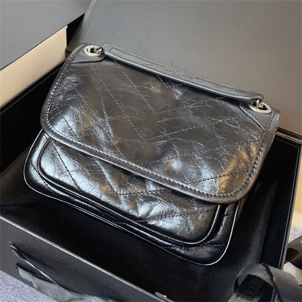 niki luxury fashion shoulder messenger designer bags oil wax leather bag handbags cowhide women lady handbag chains thread plain envelope
niki luxury fashion shoulder messenger designer bags oil wax leather bag handbags cowhide women lady handbag chains thread plain envelope