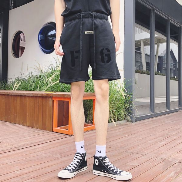 men's t-shirts designer 2021 new fashion brand black shorts fog flocking printing men's and women's casual sports capris seas, White;black
men's t-shirts designer 2021 new fashion brand black shorts fog flocking printing men's and women's casual sports capris seas, White;black