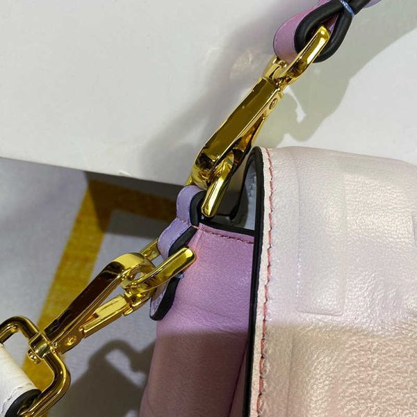 color gradient crossbody bag wallet sheepskin leather handbag purse detachable handle shoulder strap bags embossed f letter qulited flap bag
color gradient crossbody bag wallet sheepskin leather handbag purse detachable handle shoulder strap bags embossed f letter qulited flap bag