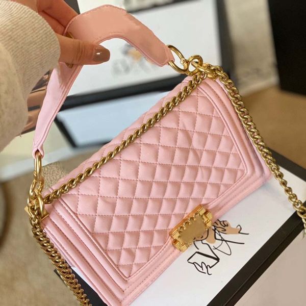 leather lady bag small fragrance wind slant bag women 2022 summer new diamond fashion mom bag versatile chain bags 25
leather lady bag small fragrance wind slant bag women 2022 summer new diamond fashion mom bag versatile chain bags 25
