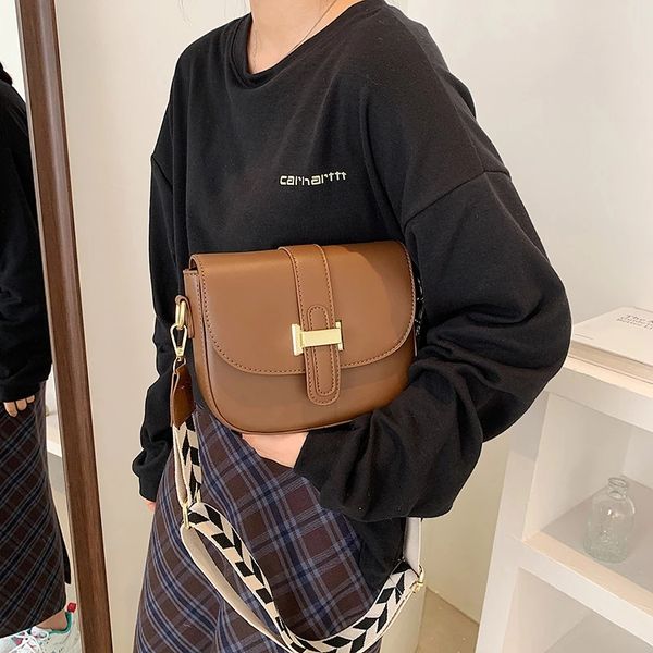solid color flap square crossbody bags for women pu leather trendy wide strap designer handbags ladies luxury small shoulder bag
solid color flap square crossbody bags for women pu leather trendy wide strap designer handbags ladies luxury small shoulder bag