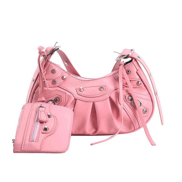 2022 new wrinkled crescent bag three rivet locomotive soft leather underarm single shoulder messenger rivet semicircle bags chain ladies han
2022 new wrinkled crescent bag three rivet locomotive soft leather underarm single shoulder messenger rivet semicircle bags chain ladies han
