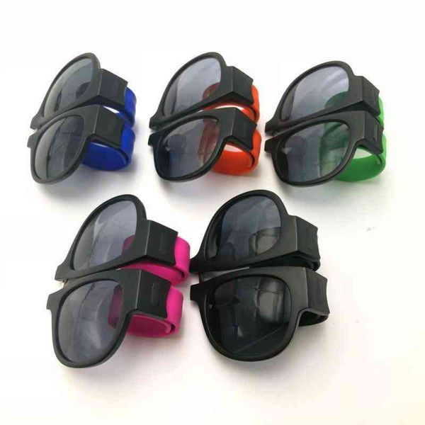 designer cycle luxurious fashion sunglasses for woman mens net red folding shaking the same type of popping mirror wrist cool big frame, White;black
designer cycle luxurious fashion sunglasses for woman mens net red folding shaking the same type of popping mirror wrist cool big frame, White;black