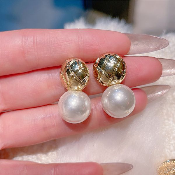 individually packaged pearl earrings simple light luxury s925 silver needle diamond geometric women's, Golden;silver
individually packaged pearl earrings simple light luxury s925 silver needle diamond geometric women's, Golden;silver