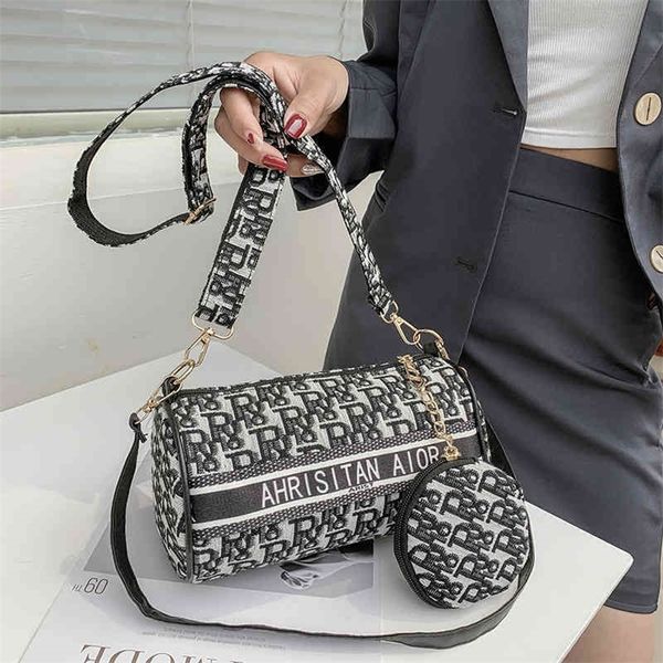autumn and winter new trendy pillow mobile phone feminine women's personalized single messenger clearance outlet sale
autumn and winter new trendy pillow mobile phone feminine women's personalized single messenger clearance outlet sale