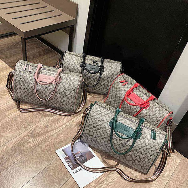 duffel bags summer popular spot travel bag travel waterproof pu leather men ladies weekend bag 220614
duffel bags summer popular spot travel bag travel waterproof pu leather men ladies weekend bag 220614