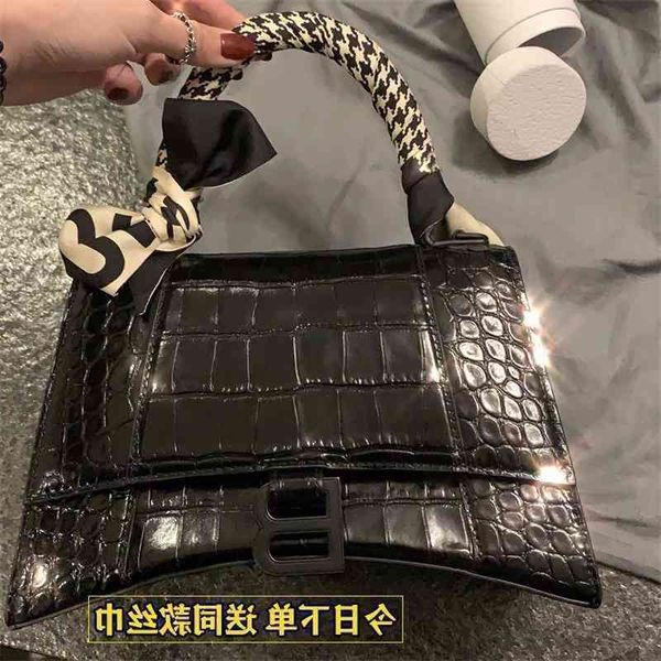 italy balenciga luxury designer handbags paris home hourglass crocodile leather women's high version mini minority light dnhl
italy balenciga luxury designer handbags paris home hourglass crocodile leather women's high version mini minority light dnhl