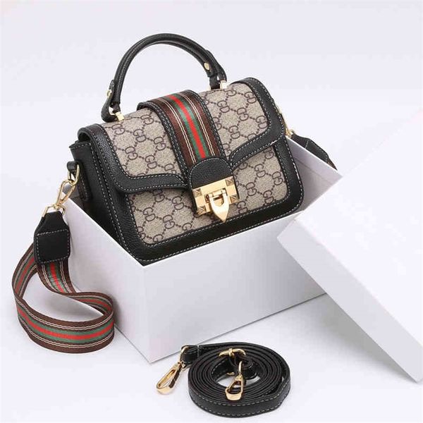 wholesale store 75% off discounts minority female fashion net red retro hand-held shoulder bag contrast color foreign style bag fashion
wholesale store 75% off discounts minority female fashion net red retro hand-held shoulder bag contrast color foreign style bag fashion