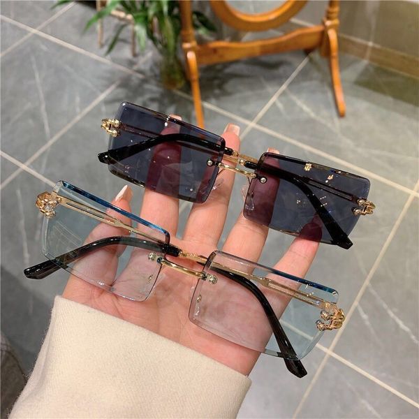 vintage designer fashion sunglasses for women rimless frameless rectangle shades gradient uv400 summer traveling sun glasses for womens, White;black
vintage designer fashion sunglasses for women rimless frameless rectangle shades gradient uv400 summer traveling sun glasses for womens, White;black